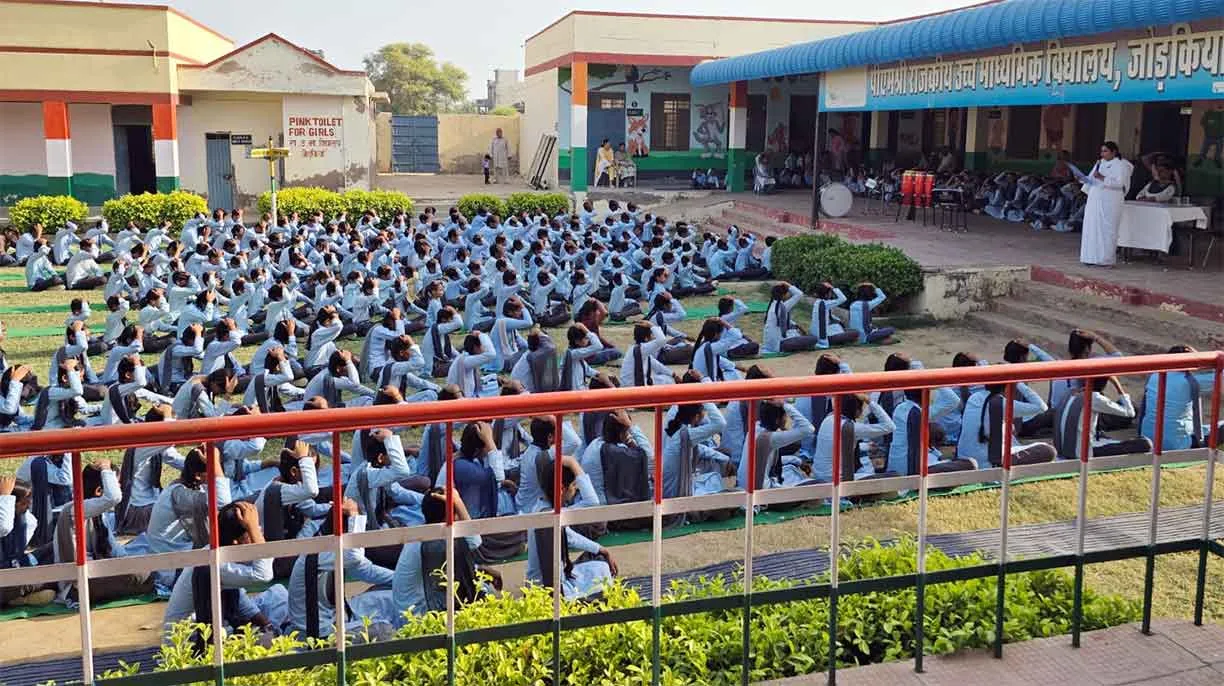 नशे से दूर रहकर शिक्षा, खेल और सकारात्मक कार्यों में ऊर्जा लगाने का संकल्प 