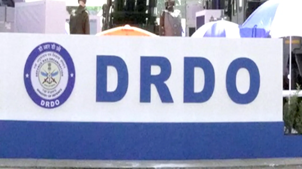DRDO Recruitment 2026: DRDO ने निकाली भर्ती, 16 अक्टूबर तक करें आवेदन, जानें कौन-कौन कर सकता है अप्लाई