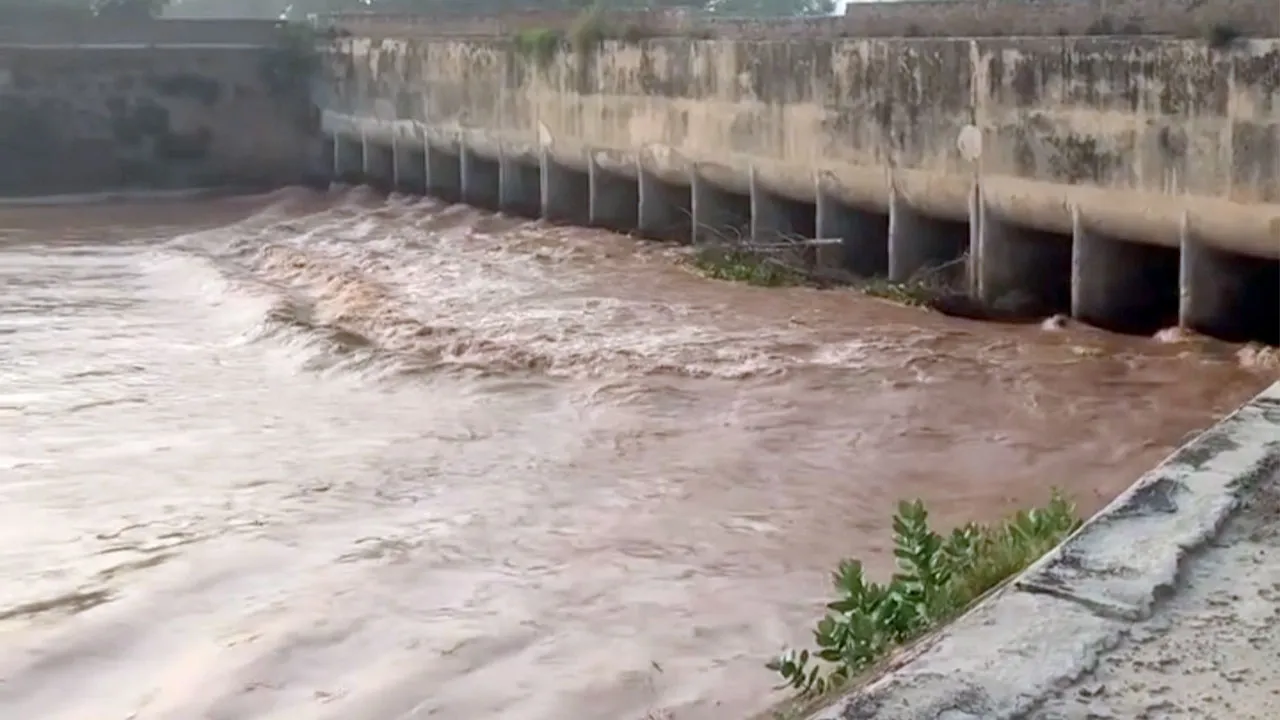 Ghaggar River: घग्गर के जलस्तर में गिरावट जारी; प्रशासन ने ली राहत की सांस