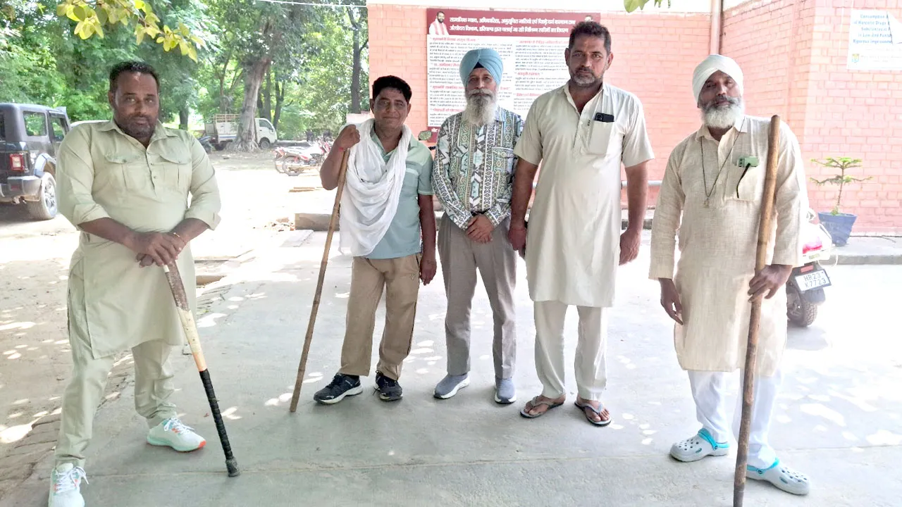 चांदपुरा में दिव्यांग से कथित लूटपाट, तीन बाइक सवार युवकों पर आरोप