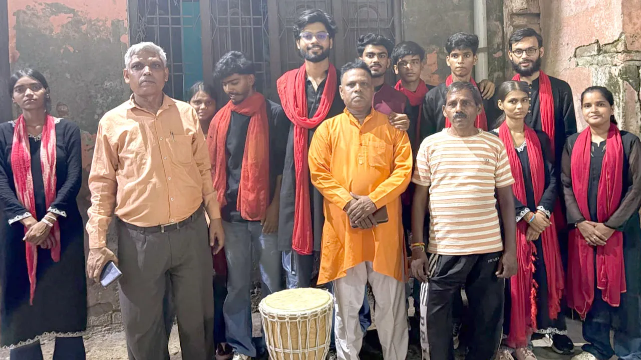 सेवा संकल्प अभियान के तहत कैराना में तीन स्थानों पर नुक्कड़ नाटक