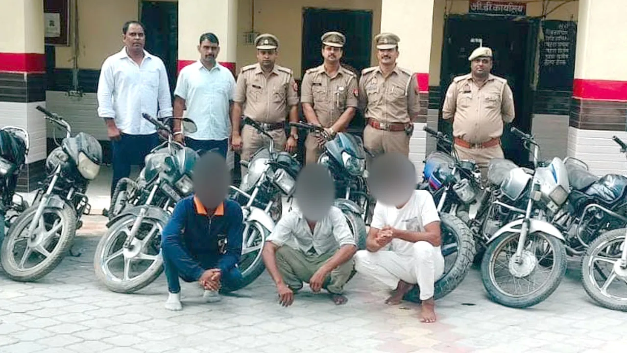 अंतर्राज्यीय वाहन चोर गिरोह पर कैराना पुलिस का प्रहार, तीन गिरफ्तार, 14 बाइकें बरामद