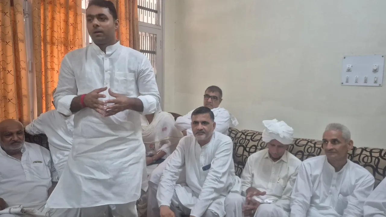 Dahiya: पार्टी व संगठन की मजबूती के लिए युवाओं का सहयोग जरूरी