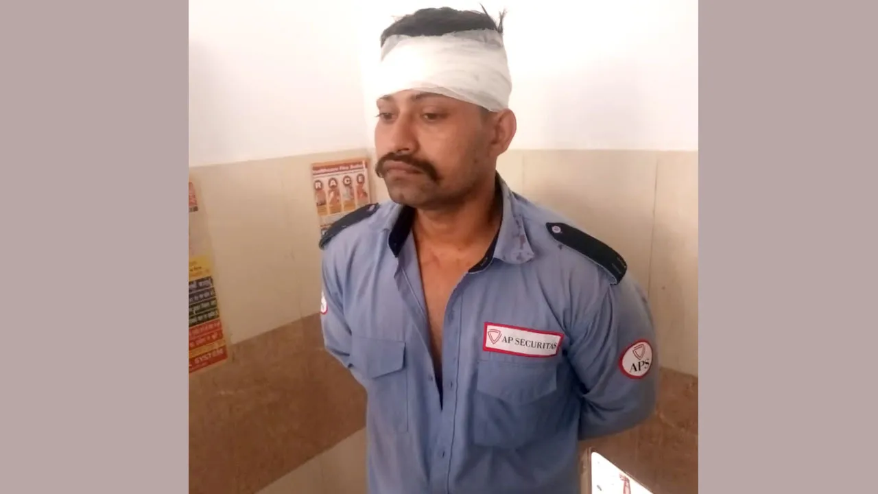 केएमपी पर सिक्योरिटी गार्ड से मारपीट, वाहन लेकर फरार होने का आरोप