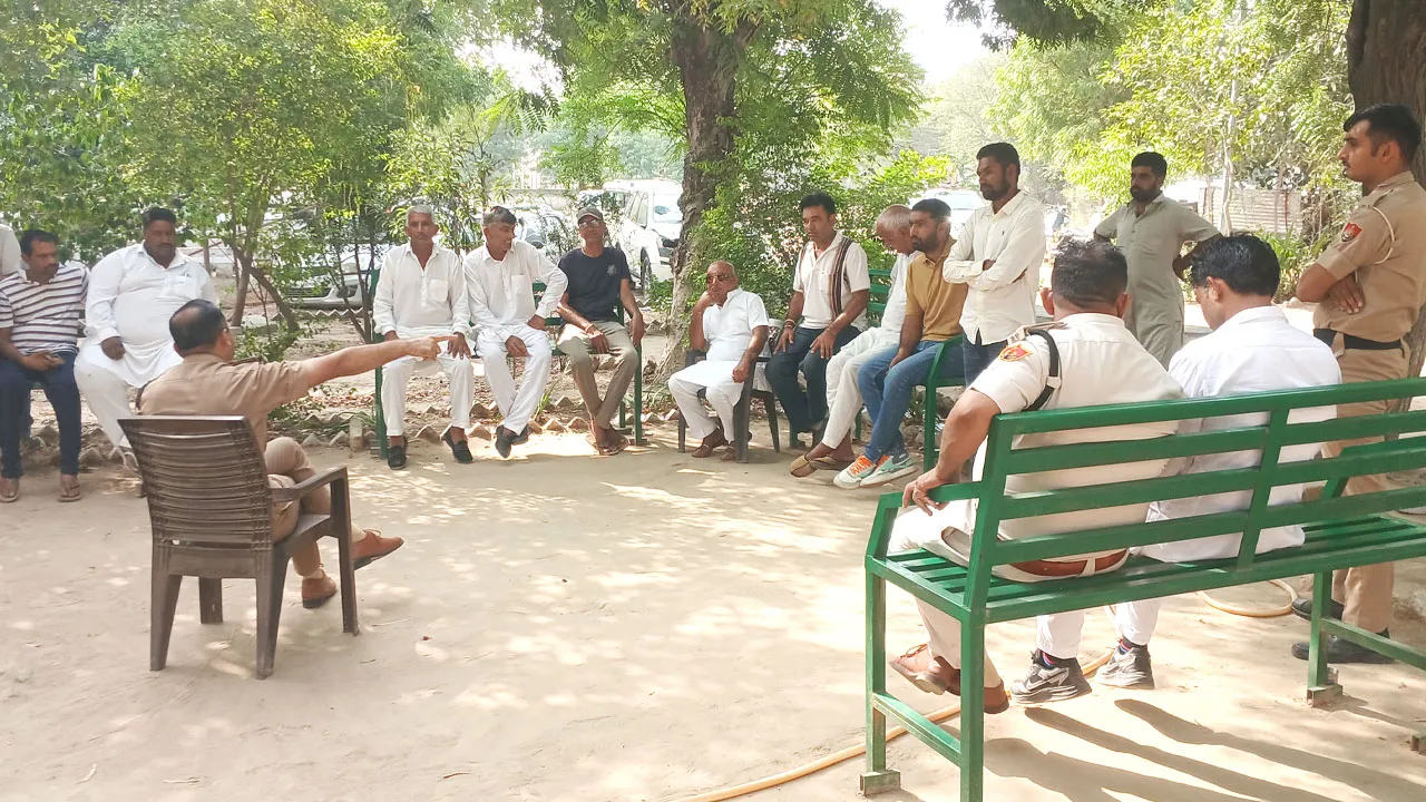 ओढ़ां थाना प्रभारी से हाथापाई, वर्दी फाड़ी, चार के खिलाफ केस दर्ज