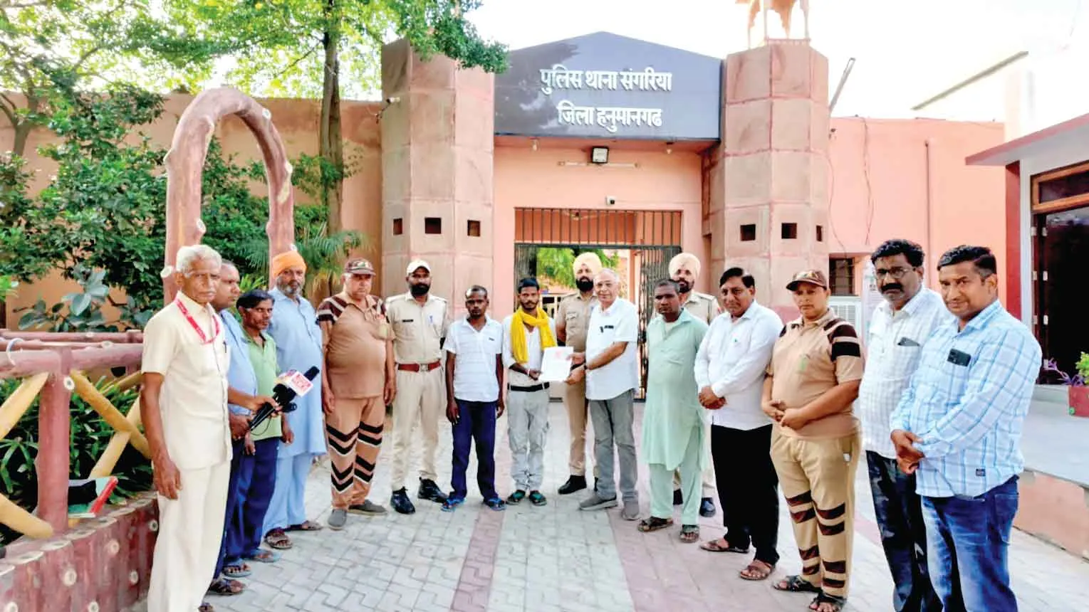 Insaniyat Campaign: संगरिया के सेवादारों ने 1500 कि.मी. दूर से बिछुड़े विशाल को परिजनों से मिलवाया