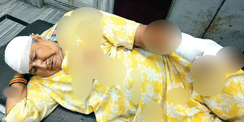 कलयुगी बेटे ने माँ को पीटा, पुलिस बयान लेने पहुंची तो माँ बोली-कार्रवाई नहीं करवानी, बस बेटे को समझा दो