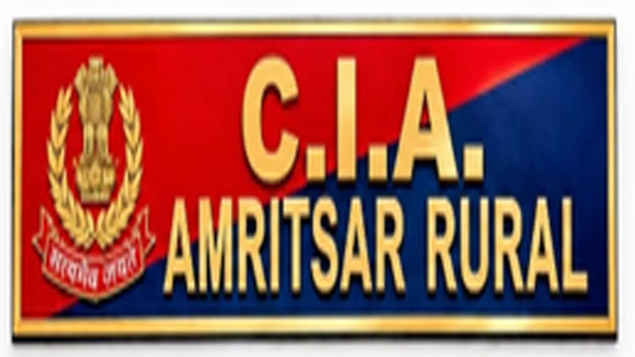 अमृतसर में हथियार तस्करी के अंतरराष्ट्रीय नेटवर्क का भंडाफोड़, AK-47 और 2 हैंड ग्रेनेड बरामद