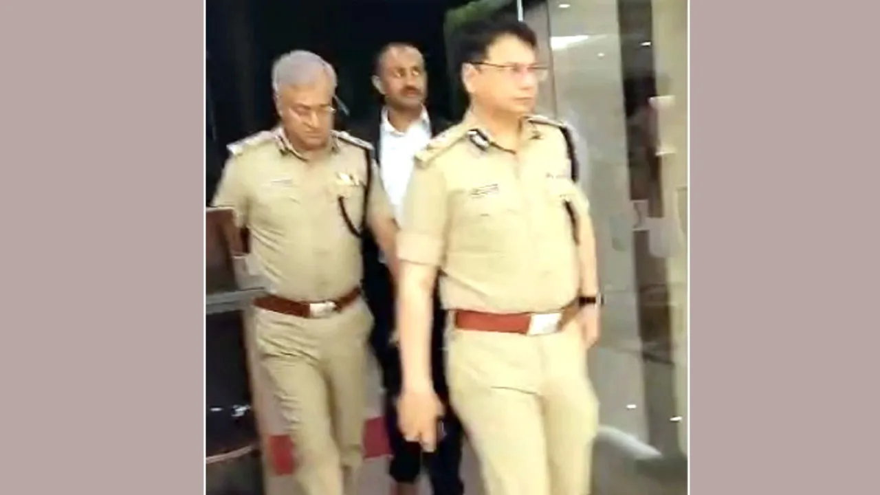 Bengaluru Police Raids: बेंगलुरु में 400-500 पब-बार पर छापेमारी, 1,500 पुलिसकर्मियों ने की जांच