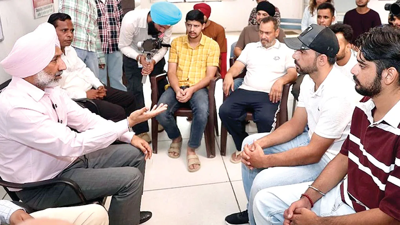 सांसद ने ‘सेवा और सपने’ प्रतियोगिता के विजेताओं को किया सम्मानित