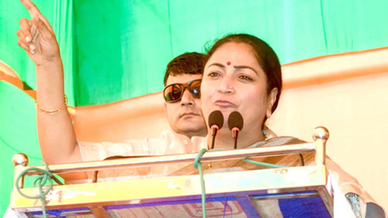 CM Rekha Gupta:  मुख्यमंत्री रेखा गुप्ता के निर्देश पर दिल्ली में खाद्य पदार्थों की जांच तेज, देसी घी के 19 सैंपल असुरक्षित पाए गए