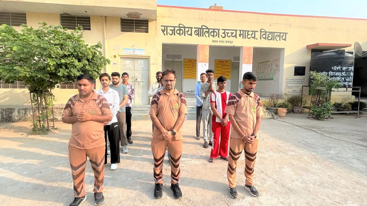 Cleanliness Campaign: डेरा सच्चा सौदा के सेवादारों ने बदली विद्यालय की सूरत 