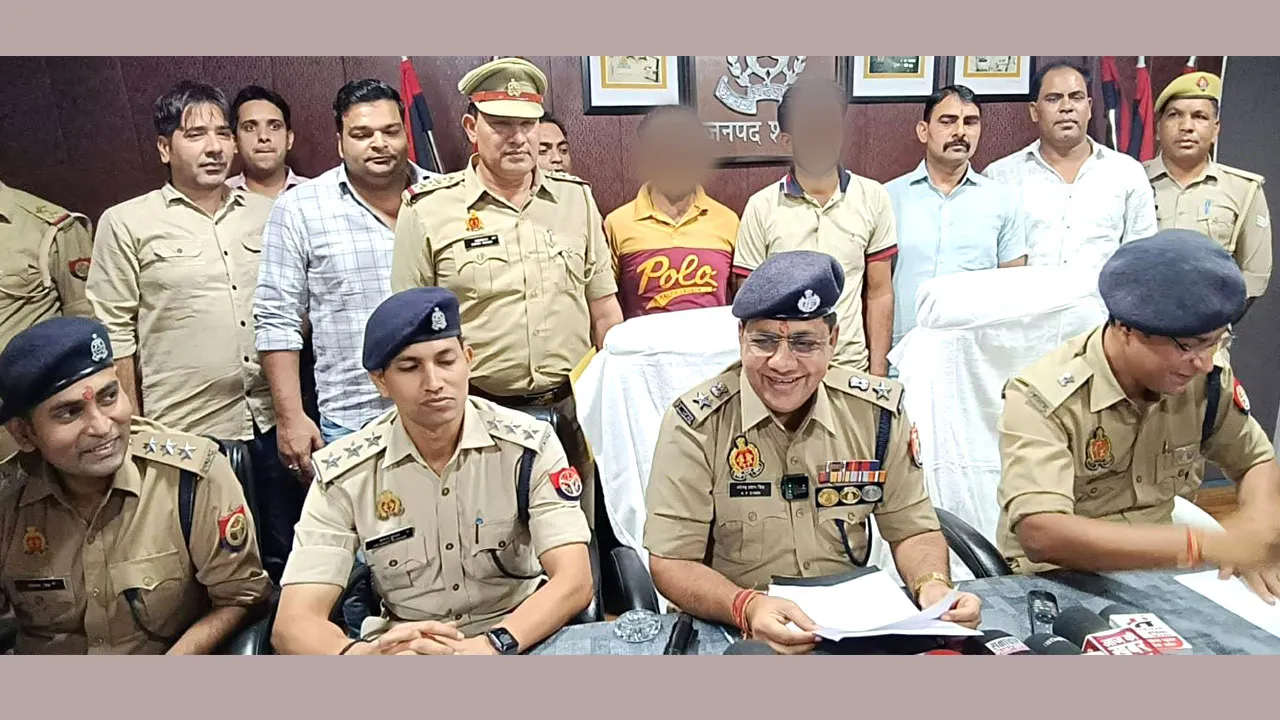 पुलिस ने निकाली दादाओं की हेकड़ी, अवैध तमंचों से फायर झोंकने के आरोपी दो सगे भाई धरे