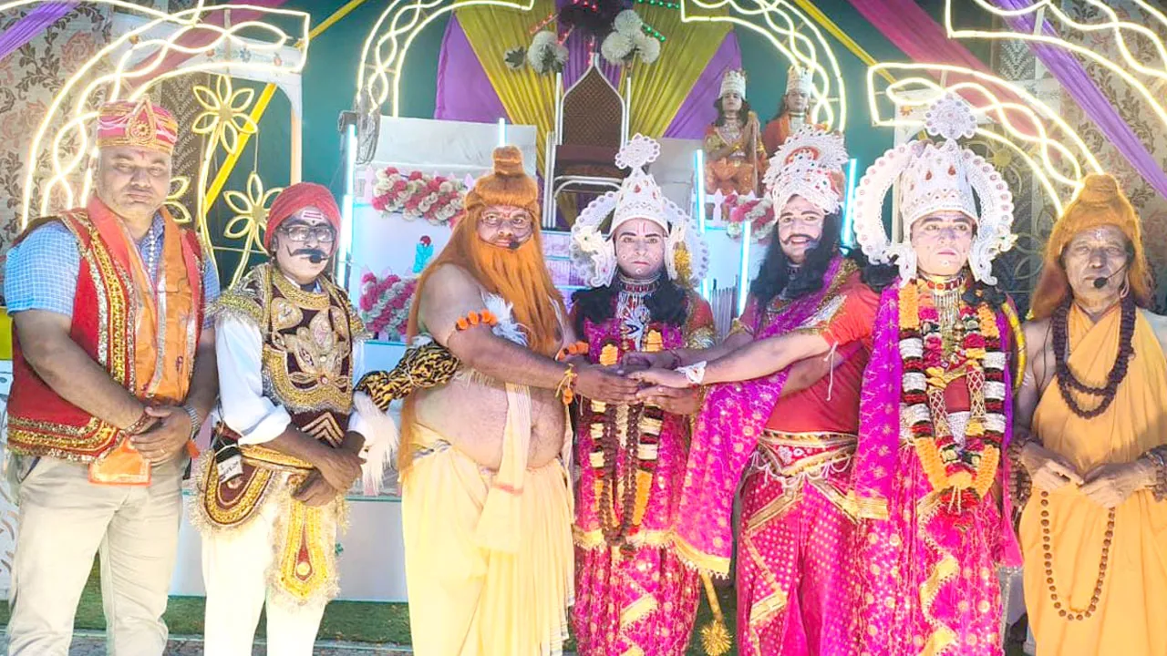 Ramlila: यज्ञ की प्रतिज्ञा के लिए राम-लक्ष्मण को मांगकर ले गए विश्वामित्र