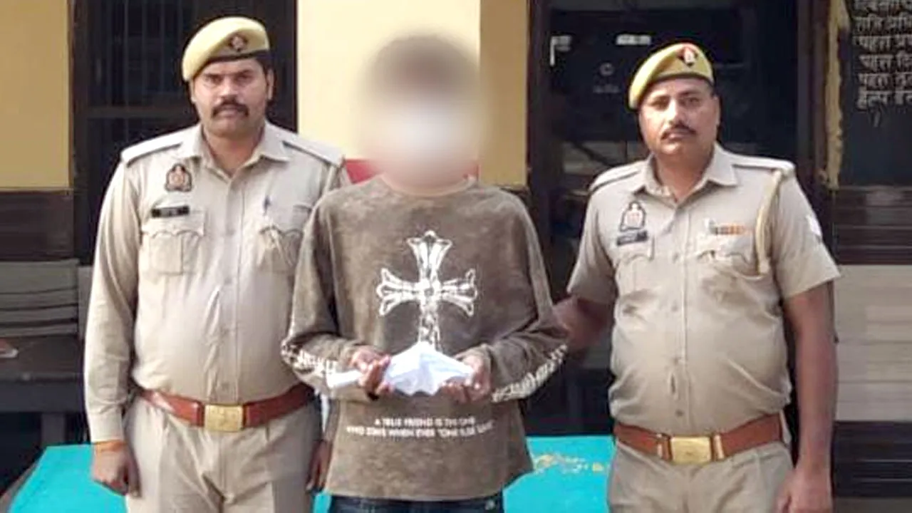 स्विफ्ट कार में तमंचा-कारतूस लेकर घूम रहा आरोपी दबोचा, जेल रवाना