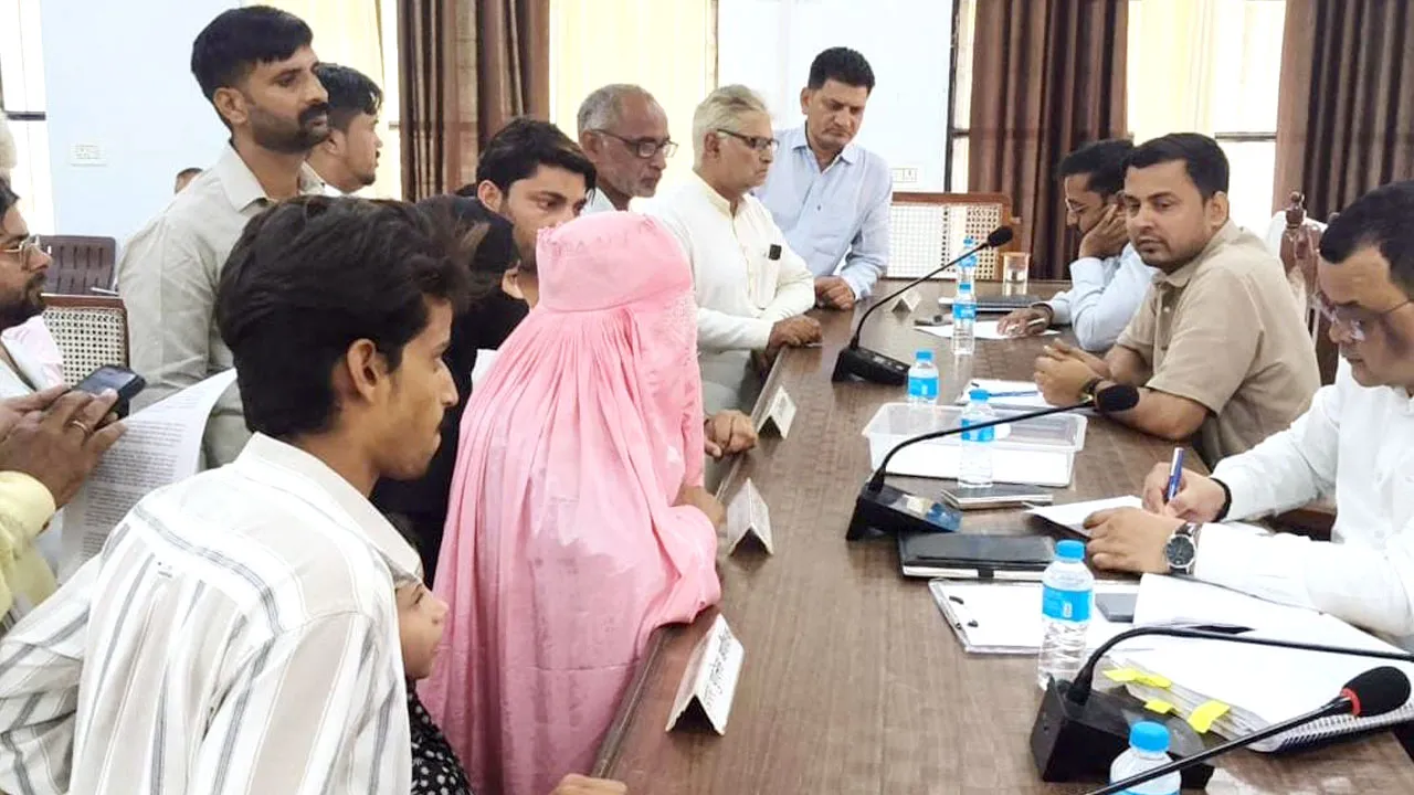 धरातलीय व गुणवत्तापूर्ण हो शिकायतों का निस्तारण: एडीएम