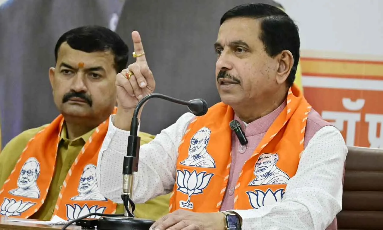 Pralhad Joshi Latest News: राहुल की मांगें बेवकूफियों की पराकाष्ठा: प्रल्हाद जोशी