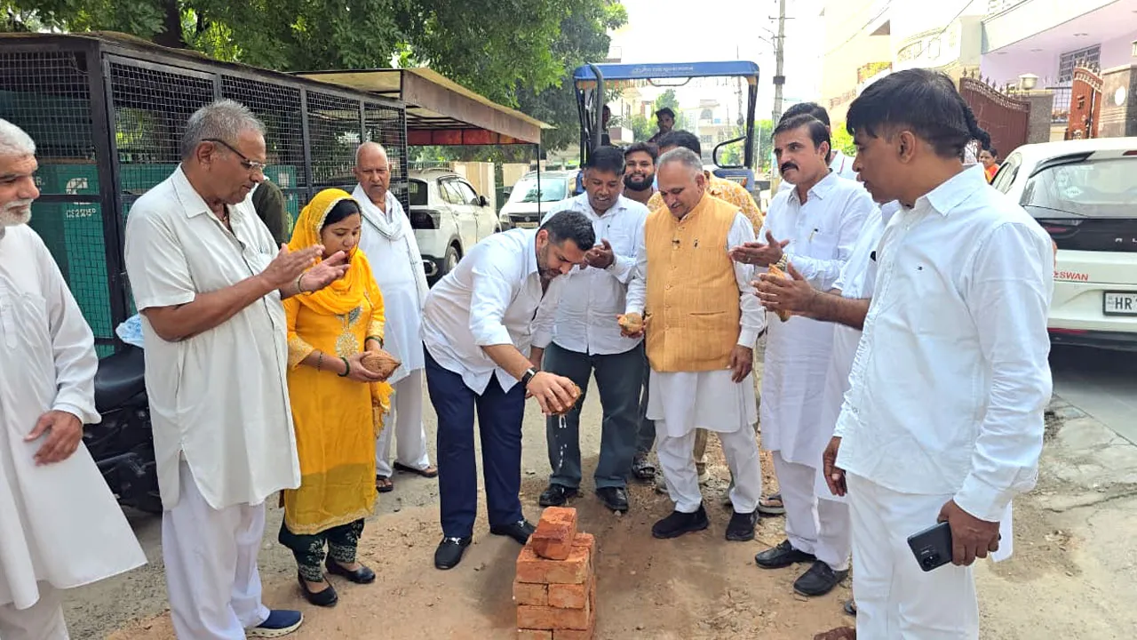 वार्ड 19 व  21 में 80 लाख की लागत से बिटुमिन से बनेंगी सड़कें और गलियां - मदान