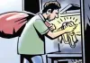 पूर्व सरपंच के घर के कमरों की बाहर से कुंडी लगाकर डेढ़ करोड़ का माल ले उड़े चोर