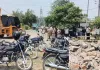 दादूपुर पुल के पास अवैध खोखों पर चला सिंचाई विभाग का पीला पंजा, 15 खोखे हटाए