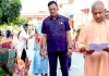 गोरखनाथ मंदिर में CM योगी का जनता दर्शन, 200 लोगों की सुनी समस्याएं