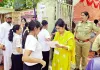 NEET UG 2026 Re-Exam: हनुमानगढ़ जिले में 7 केन्द्रों पर कड़े सुरक्षा इंतजामों के बीच शांतिपूर्ण ढंग से संपन्न हुई री-नीट यूजी परीक्षा-2026