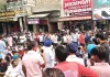 ग्रामीणों ने लगाया धरना, बेवजह चालान और अभद्र व्यवहार के लगाए आरोप