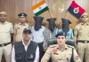 महिला को घायल कर चेन-मोबाइल लूटने वाले तीन युवक व एक नाबालिग गिरफ्तार