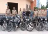 नोएडा पुलिस ने वाहन चोर गिरोह के तीन शातिर चोर गिरफ्तार किए, 10 दोपहिया वाहन बरामद