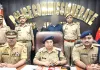 नोएडा पुलिस ने घरों में चोरी करने वाले दो शातिर चोर दबोचे, चोरी की बाइक और नकदी बरामद
