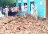 100 साल पुरानी जर्जर हवेली भरभराकर गिरी, हादसे में टला बड़ा नुकसान