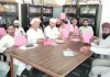 दो साल से अनुदान का इंतजार, अब 'वोट की चोट' से सरकार को सबक सिखाने की तैयारी