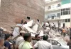 Delhi Building Collapse: दिल्ली के सत्य निकेतन में इमारत गिरने से हड़कंप, CM रेखा गुप्ता ने जताई चिंता; बचाव अभियान जारी