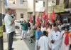 Roadways Protest: रोडवेज कर्मचारियों ने बस स्टैंड में किया प्रदर्शन