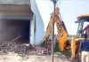 Bulldozer Action: दो अवैध कॉलोनियों पर चला बुलडोजर, दुकान और पेट्रोल पंप सील