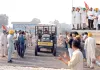 किसानों के संघर्ष के आगे झुका रेलवे विभाग, जाखल-तलवाड़ा रोड पर खुला अस्थायी फाटक
