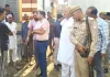 जगनपुर पहुंचे एसडीएम शिवाजी यादव, नाला निर्माण की धरातलीय स्थिति को परखा