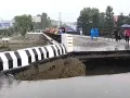 Heavy Rain: देहरादून में भारी बारिश से नए पुल की अप्रोच रोड क्षतिग्रस्त