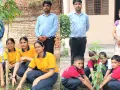 Guru Purnima: गुरु पूर्णिमा पर पौधारोपण कर दिया पर्यावरण संरक्षण का संदेश