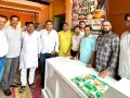 किसान डेयरी का शुभारंभ, व्यापारियों-किसानों और पत्रकारों ने दी शुभकामनाएं