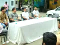 Family ID News: 'फैमिली आईडी बनाने में लाएं तेजी, पात्र परिवारों तक पहुंचें जनसेवा केंद्र संचालक'