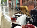 जगनपुर में बारिश के पानी से जलभराव, पंपिंग सेट से कराई गई निकासी