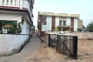 आंधी से बिजली लाइन टूटी, वार्ड-11 में खतरे के साये में लोग