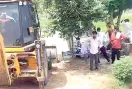 Sirsa News: कुताना माइनर समेत तीन नहरों पर चला पीला पंजा, कार्रवाई जारी