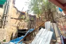 Building Collapse: दिल्ली के करोल बाग में दो मंजिला इमारत गिरी, मलबे में दबकर मजदूर की मौत