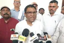 सफाई कर्मचारियों ने दो सितंबर तक बढ़ाई हड़ताल, गंदगी के डेर से जनता परेशान