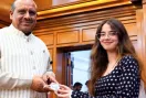 विजेंद्र गुप्ता ने किया विद्यार्थियों से संवाद,बोले राजनीति में आकर विकसित भारत में दे योगदान