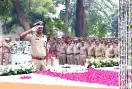 "शहीदों का योगदान हमारे लिए सदैव प्रेरणा का स्रोत": पुलिस आयुक्त