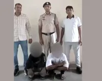 आभूषण व नकदी चोरी करने के मामले में दो गिरफ्तार