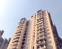 मां पर चाकू से  हमला कर युवक ने पांचवीं मंजिल से लगाई छलांग